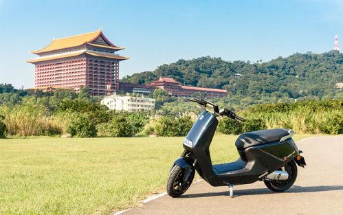 国产雅迪试驾视频,国产电动车的速度与激情