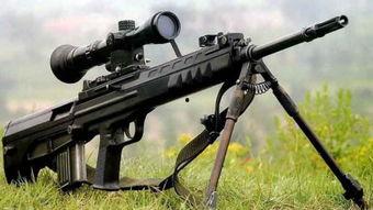 国产狙击枪打穿钢板视频,一枪洞穿钢板，震撼展示我国军工实力